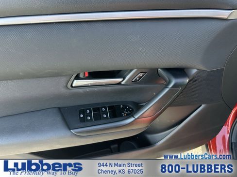 Used 2025 MAZDA CX-50 AWD 2.5 S w/ Preferred Package image 13