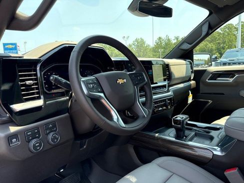 New 2026 Chevrolet Silverado 1500 LT AWD/4WD image 17