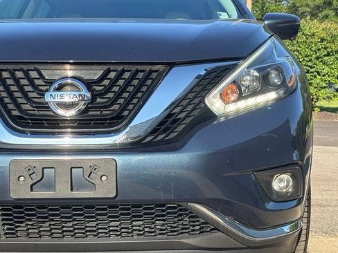 Used 2018 Nissan Murano SL w/ Moonroof Package AWD/4WD image 10