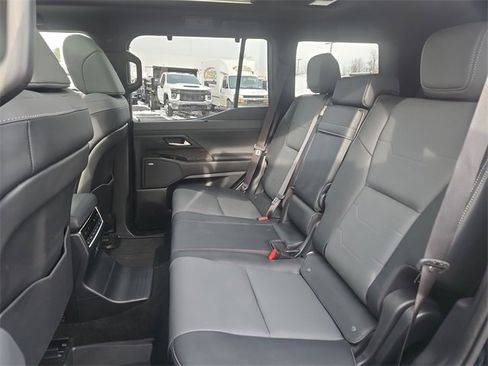 Used 2025 Lexus GX 550 image 26