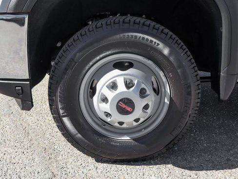 Used 2022 GMC Sierra 3500 Pro w/ Convenience Package image 37