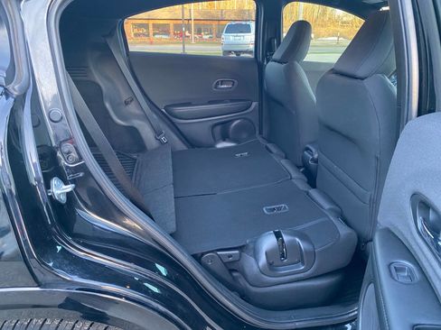 Used 2022 Honda HR-V Sport image 35