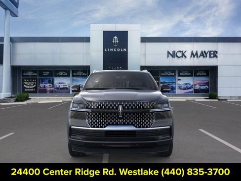 New 2026 Lincoln Navigator Reserve AWD/4WD image 6