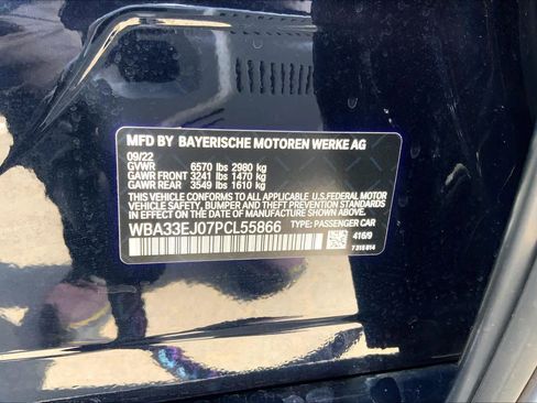 Certified 2023 BMW 760i xDrive w/ Luxury Rear Seating Package image 37