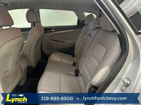 Used 2018 Hyundai Tucson SE AWD/4WD image 13