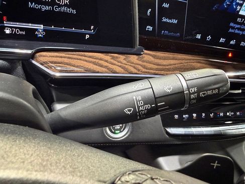 Used 2021 Cadillac Escalade Sport Platinum w/ Heavy-Duty Trailer Package image 39