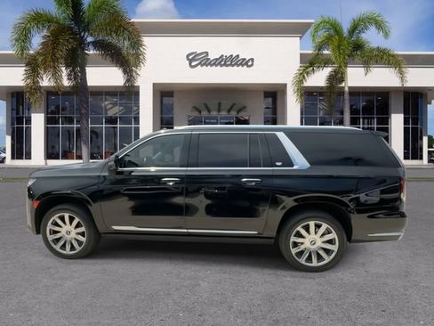 Certified 2024 Cadillac Escalade ESV Premium Luxury Platinum AWD/4WD image 9