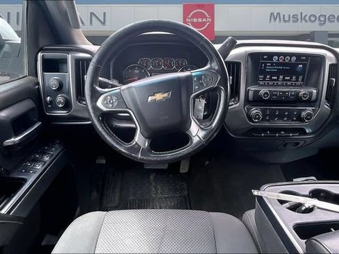 Used 2017 Chevrolet Silverado 2500 LT AWD/4WD image 8