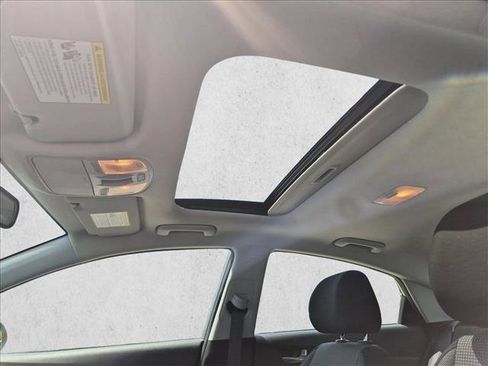 Used 2022 Hyundai Accent Limited FWD image 15