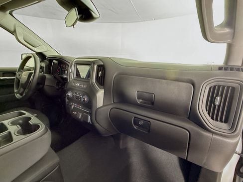 Used 2024 Chevrolet Silverado 1500 Custom w/ Turbomax Blackout Package AWD/4WD image 34
