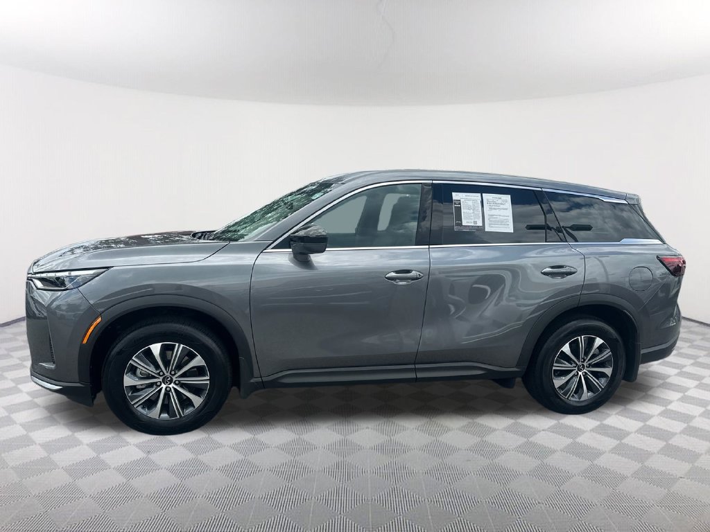 Used 2026 INFINITI QX60 Pure w/ Cargo Package FWD image 8