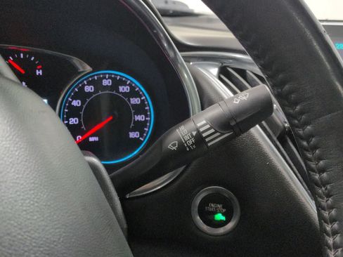 Used 2018 Chevrolet Malibu Premier w/ Premier Sun and Wheel Package image 28