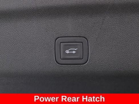 Used 2026 Chevrolet Tahoe Premier w/ Sun And Tow Package AWD/4WD image 33