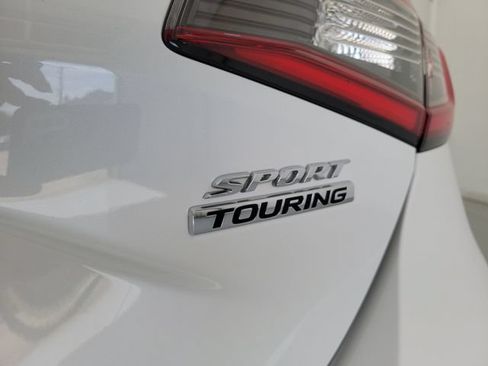 Used 2024 Honda Civic Sport Touring image 8