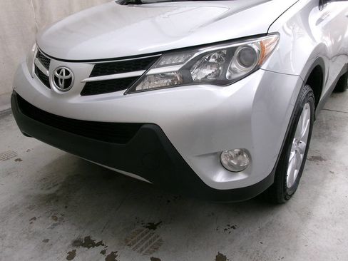 Used 2013 Toyota RAV4 Limited AWD/4WD image 12