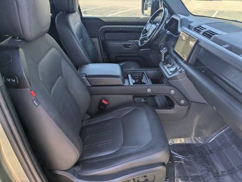 Used 2022 Land Rover Defender 90 X-Dynamic HSE AWD/4WD image 21
