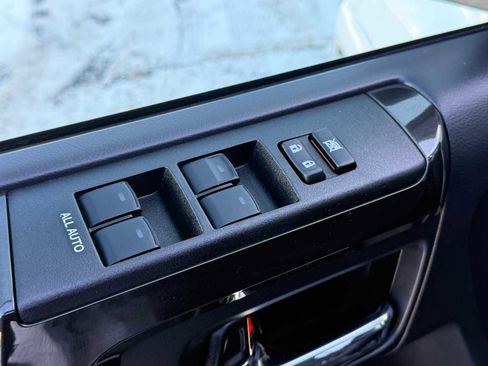 Certified 2024 Toyota 4Runner TRD Off-Road Premium image 14