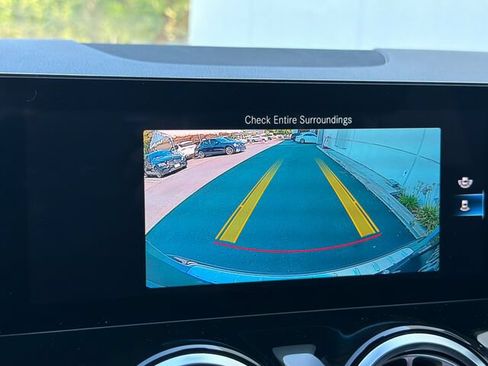 Certified 2023 Mercedes-Benz GLA 250 4MATIC image 23
