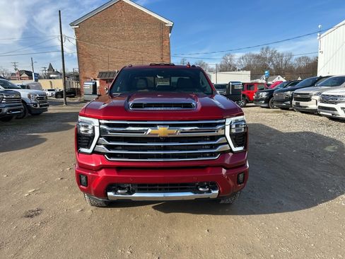 Used 2024 Chevrolet Silverado 3500 High Country w/ High Country Premium Package image 8