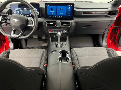Used 2025 Ford Mustang Coupe RWD image 32