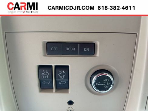 Used 2020 Cadillac Escalade Luxury AWD/4WD image 31