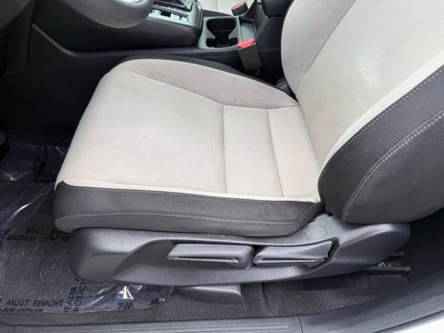 Used 2024 Honda CR-V LX image 14