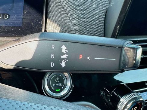 Used 2024 Honda Prologue EX image 21