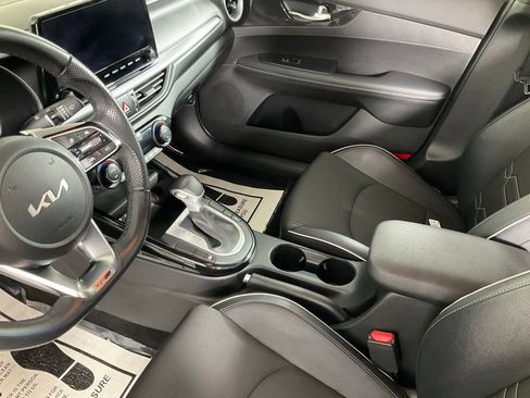 Used 2023 Kia Forte GT-Line image 12