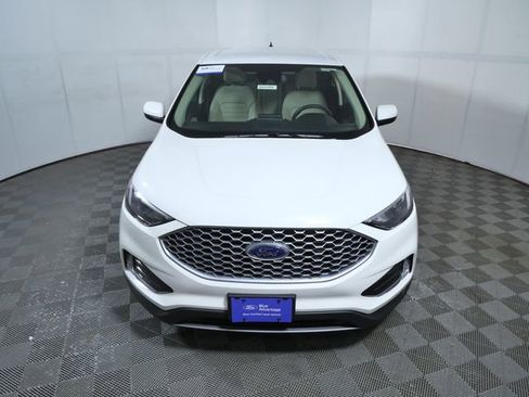 Certified 2024 Ford Edge SEL w/ Convenience Package AWD/4WD image 3
