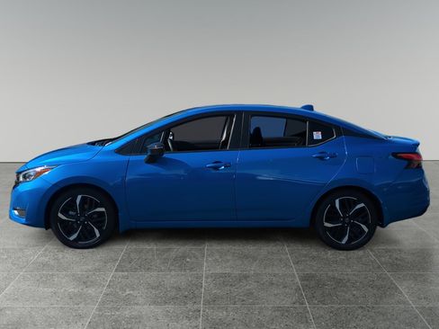 Used 2023 Nissan Versa SR w/ Trunk Package image 2