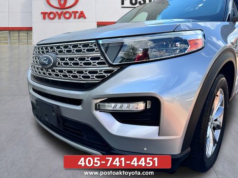 Used 2021 Ford Explorer Limited w/ Equipment Group 301A AWD/4WD image 40