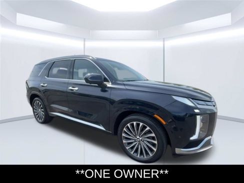 Used 2024 Hyundai Palisade Calligraphy AWD/4WD image 2