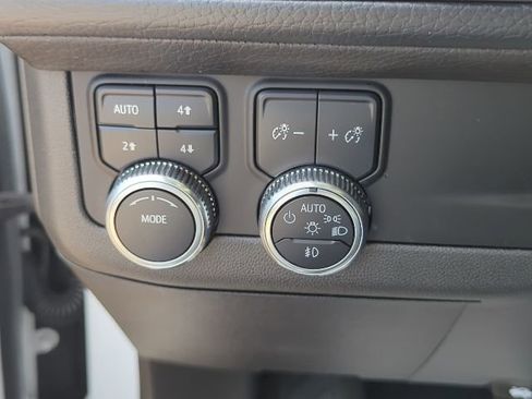 Used 2023 GMC Yukon Denali AWD/4WD image 21