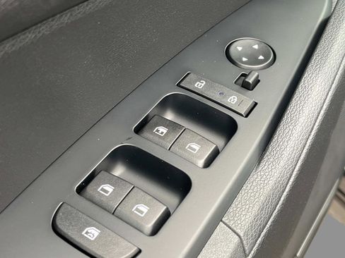 New 2025 Kia Sportage LX image 25