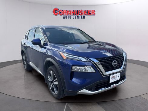 Used 2023 Nissan Rogue Platinum image 1