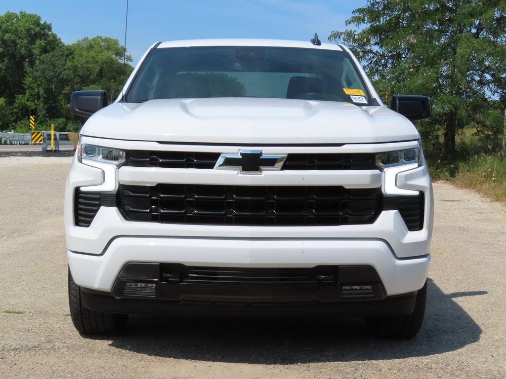 Used 2025 Chevrolet Silverado 1500 RST AWD/4WD image 18