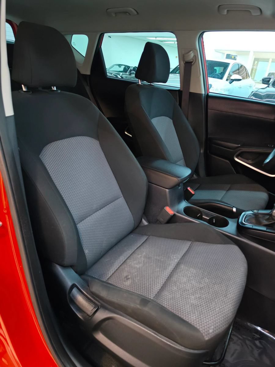 Used 2024 Kia Soul LX w/ Option Group 015 FWD image 27