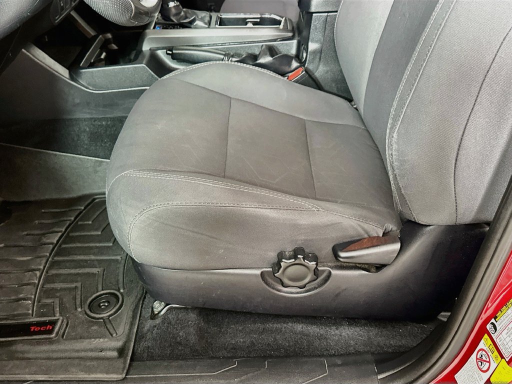 Used 2019 Toyota Tacoma TRD Off-Road RWD image 9