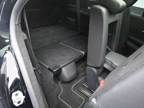 Used 2023 Mercedes-Benz GLE 350 4MATIC w/ 3rd Row Seat Package image 28