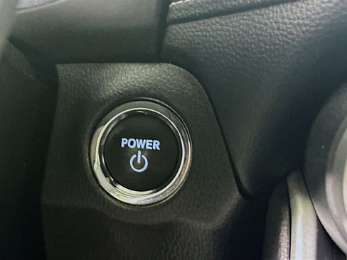 Used 2024 Toyota RAV4 XLE AWD/4WD image 20