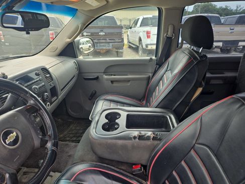 Used 2013 Chevrolet Silverado 1500 W/T AWD/4WD image 13