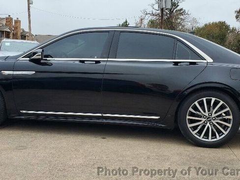 Used 2018 Lincoln Continental Select w/ Continental Climate Package image 23
