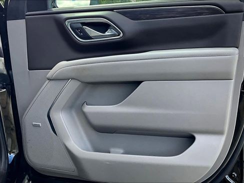 Used 2024 Chevrolet Tahoe LT image 12