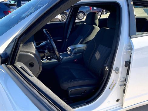 Used 2023 Dodge Charger SXT image 7