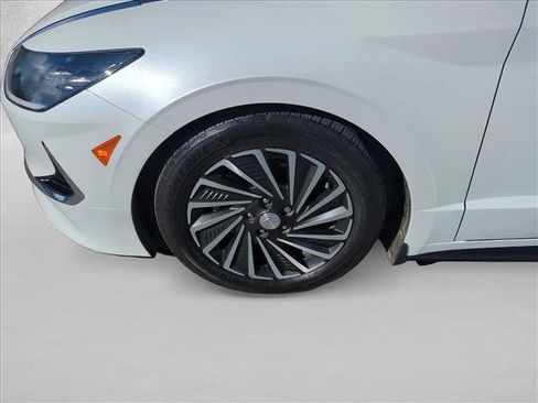 Used 2021 Hyundai Sonata Limited image 30