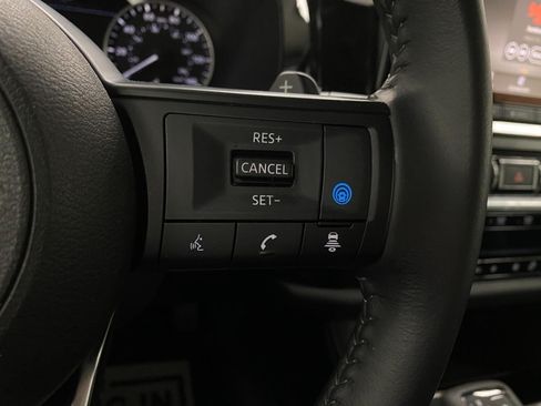 Certified 2024 Nissan Pathfinder SV AWD/4WD image 44