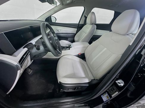 Used 2025 Hyundai Tucson SEL FWD image 13