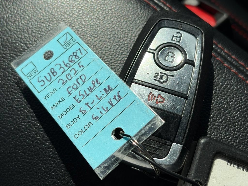 Used 2025 Ford Escape ST-Line AWD/4WD image 36