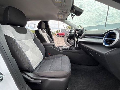 Used 2024 Chevrolet Trax LS w/ Driver Confidence Package FWD image 6
