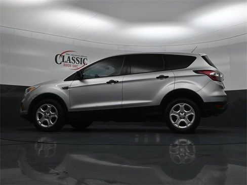 Used 2017 Ford Escape S image 25